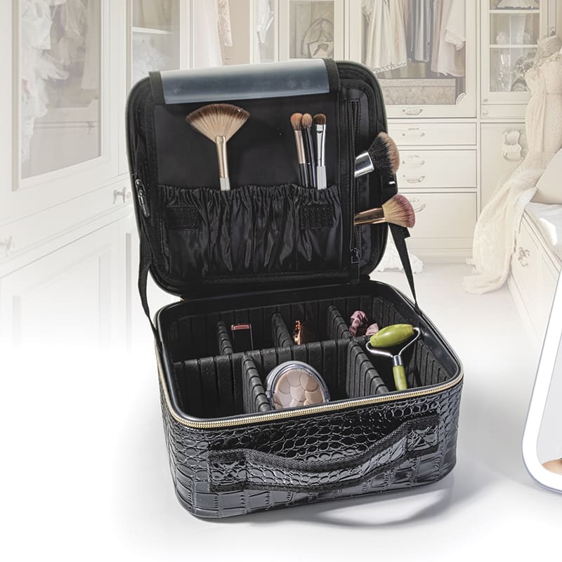 Stauer Sophisticated Beauty Case