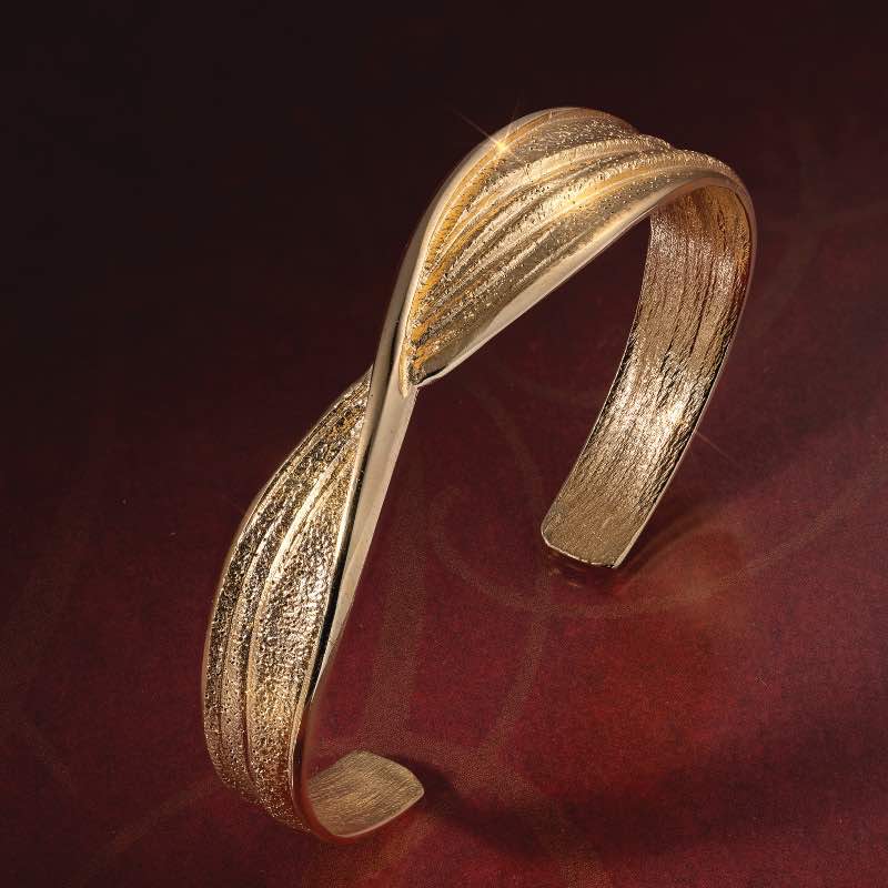 Italian-Made Onda Cuff