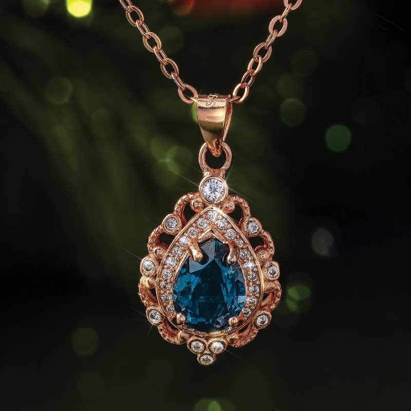 Dickens London Blue Topaz Necklace