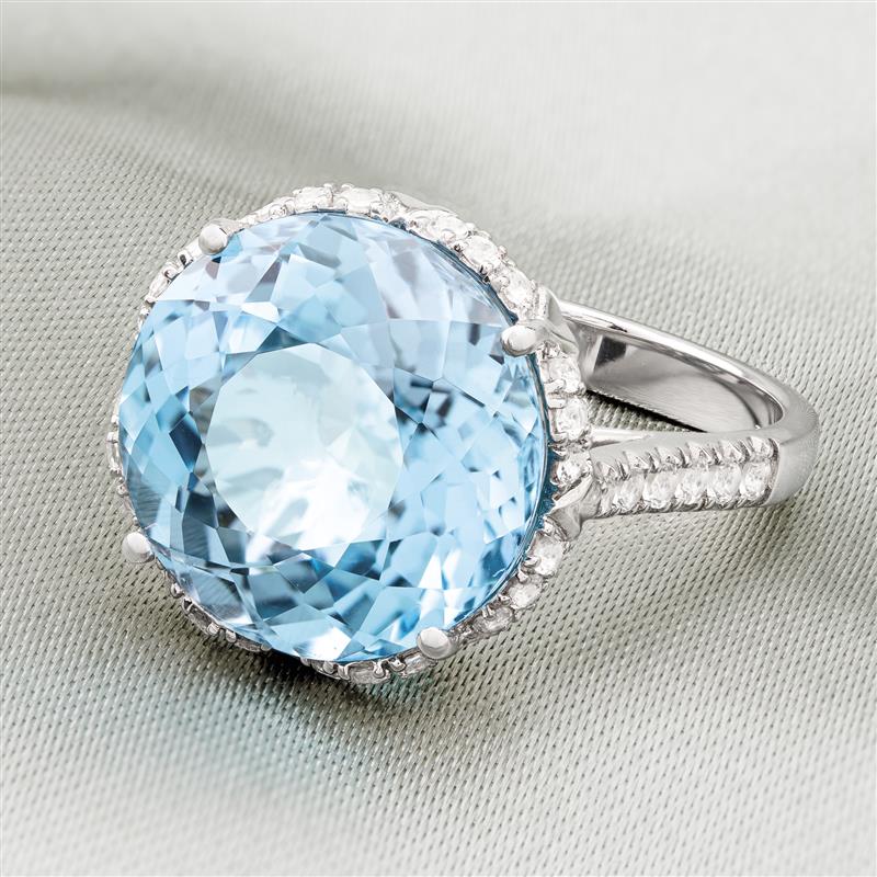 Moon & Stars Blue Topaz Ring - G&S Exclusive Design – Gems and Stuff