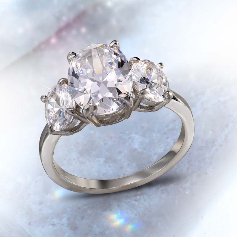 Oval Trio DiamondAura Ring