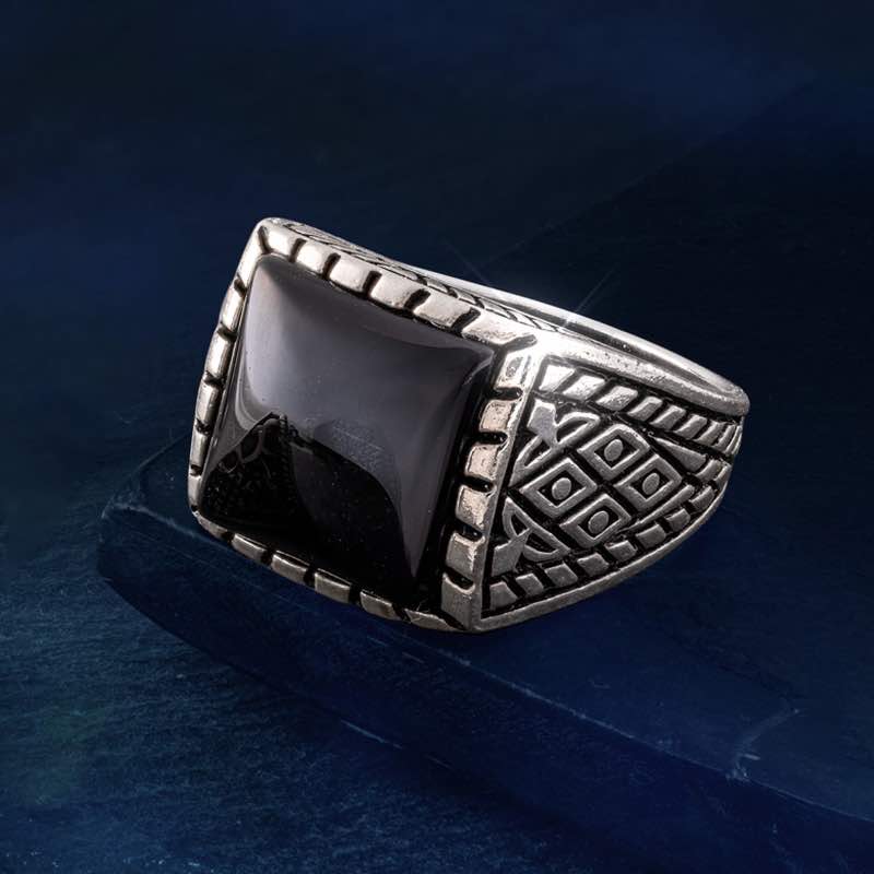 Stauropolis Ring (Black Onyx)