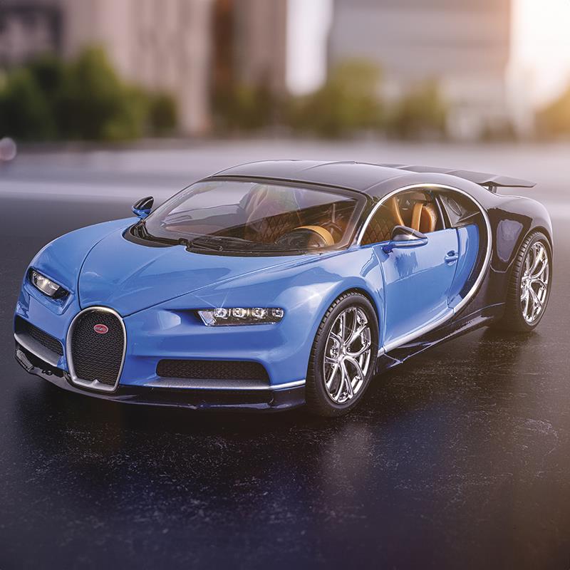 2017 Bugatti (Blue) Chiron